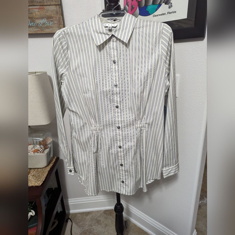 CAbi Pinstripe Button Down Shirt Size Medium NWT